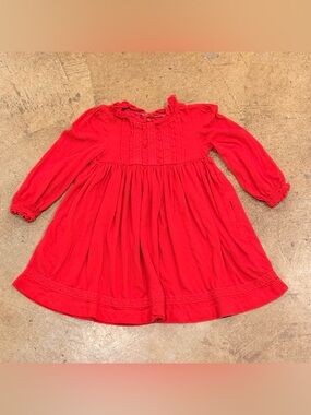 Boden Girls Dress Size 3-4Y
Red Long Sleeve Lace detail.
